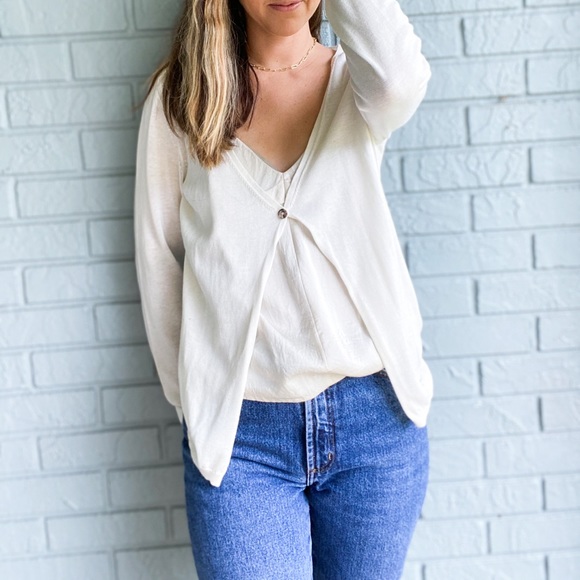 Gorgeous Lanvil vintage top - Picture 3 of 4